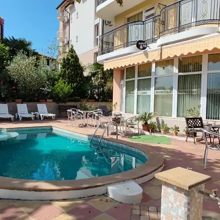 فندق Family Mimosa 3*