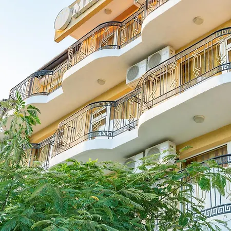 Family Mimosa تساريفو