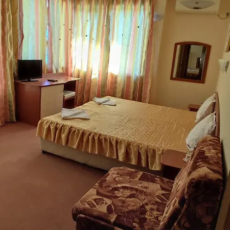 Family Mimosa Hotell