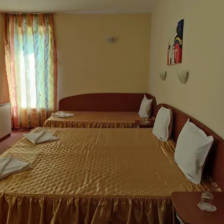 Family Mimosa 3*
