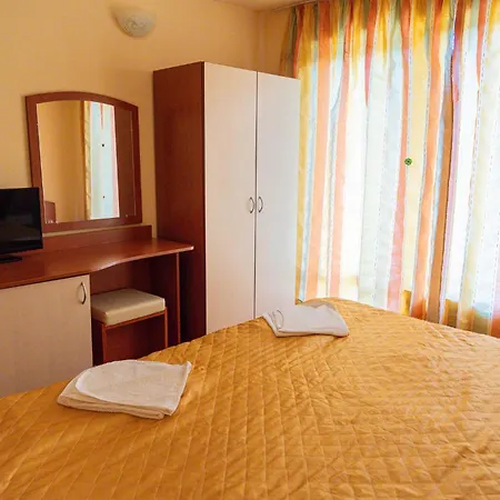 Family Mimosa Hotel 3*