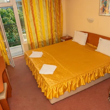 Family Mimosa Hotel Tsarevo