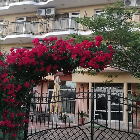 Family Mimosa Hotell 3*