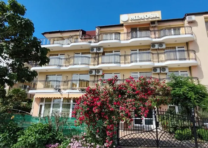 Family Mimosa Otel Tsarevo