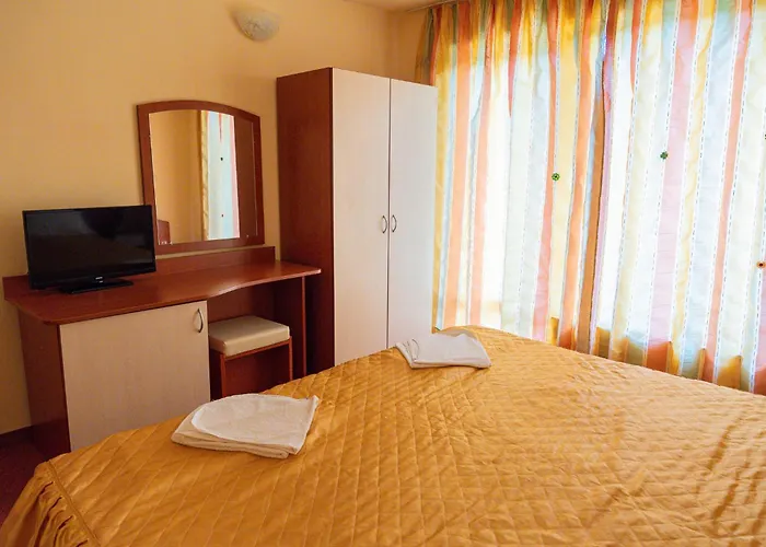 Family Mimosa Otel 3*