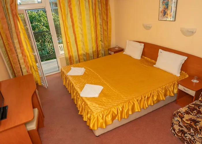 Family Mimosa Otel Tsarevo