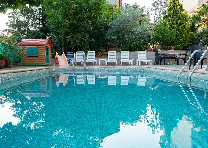 Family Mimosa Tsarevo